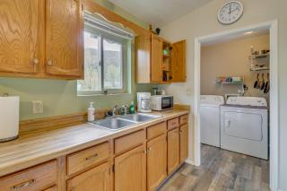 Moms Place in Jemez - 1 Mi to Hot Spring - 1