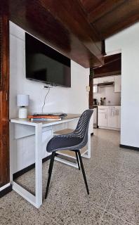 Cozy Studio for 2 w Workspace High End Hub - 5