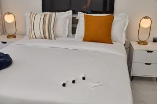 Breeze By Edmor Suites - 1