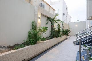 درة العزيزية للشقق المخدومة - 2