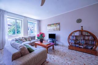 Riva Dante Apartment - Happy Rentals - 8