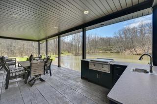 Family Retreat with Fire Pit and Yard in Mineral City - 9