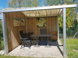 Coastal Bungalow w Garden - 3