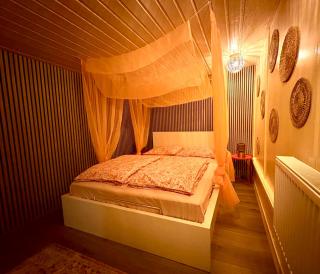 1001 Nights Luxury Spa Oasis with jacuzzi sauna and garden near Amsterdam - Vijfhuizen - 1
