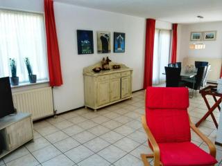 Bungalow in Breskens near Beach & Lighthouse - 9