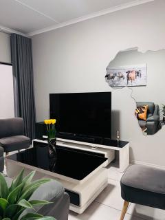 Happiness Retreat Stays-Midrand - 3