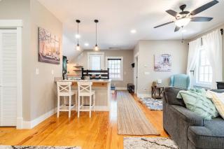Cozy Studio Loft - 4