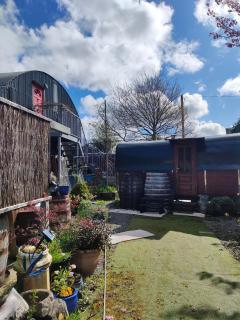 Hidden Hearts Self Catering Accommodation & Hottub - 7