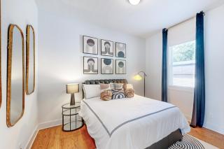 2 Mi to World Cup! Luxe Escape with Skyline Views - 3