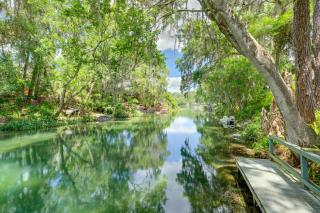 Waterfront Deck & Private Dock! Rainbow River Home - 9