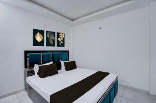 SPOT ON S S Hotel - 9