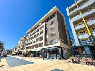 206 Aura Marine Bay View Apartment - 2