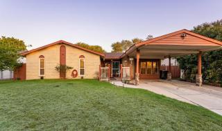 4BR House Near San Antonio Fiesta & Lackland AFB - 3
