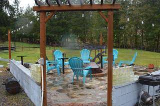 House on 5 Acres with Farm Animals in Bothell, Close to Seattle Bellevue Kirkland Woodinville - 9