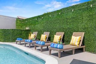 The Splash House - 8