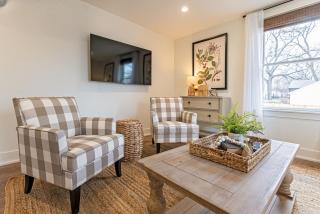 Kildahl House - Boutique Farmhouse Suite #4 - 7