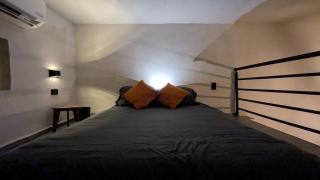 Tiny Room Historic Center - 6