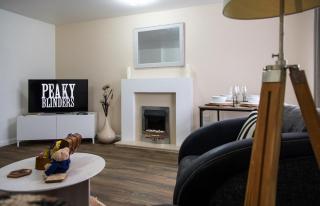 Balcony Apartment close to Canal Walk, perfect for Airport, NEC, Hs2, JLR, Resorts World, Contractors - 7