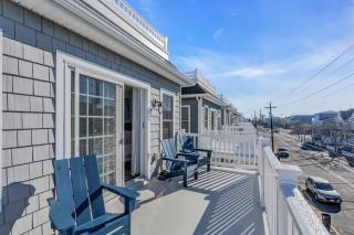 HighSpeed WiFi | Game Room | Rooftop Deck | Coffee - 7
