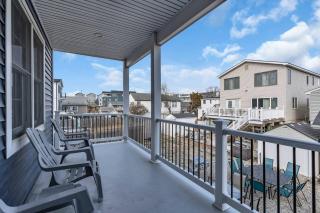 Linens + Towels | High Speed WiFi | Outdoor Dining - 6