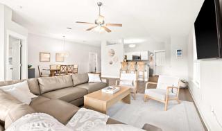 New Home with Fenced Yard Large Deck & Fire Pit - 7