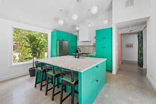 Owlwood by Juniper Holiday + Home - 3