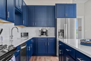 Harbor Shores Hideaway by Juniper Holiday + Home - 9