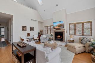 Deer Haus by Juniper Holiday + Home - 4