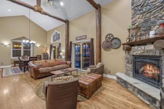 Lodged in the Trees - 7