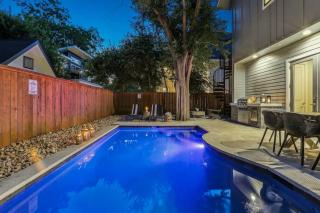Modern Estate with Private Heated Pool - 8