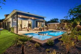 Stylish Southern Home with Heated Pool - 5