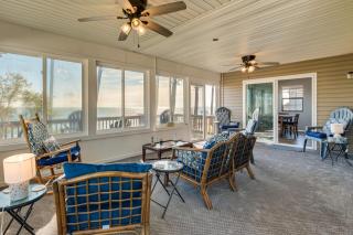 Gwynns Island Gem | Private Beach and Bay Views - 9
