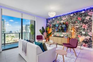 Stunning Lux 2 Bed 2 Bath with Panoramic View from Balcony - Miami - 5