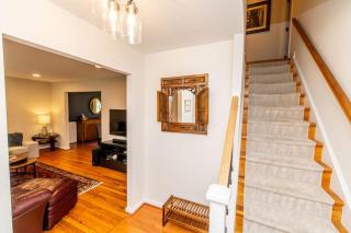 4BR Family Retreat Near Annapolis w Large Yard - 4