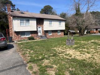 Lusby 4BD Family Home with Private Beach Access - 5