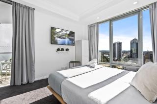 Legends Private Apartments - Q Stay - 7