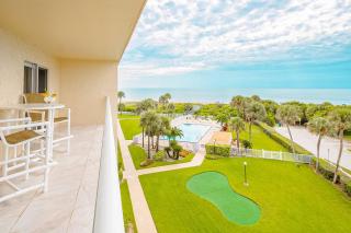 Cocoa Beach Towers - Oceanfront Condos with Pool & Tennis by Port Canaveral - 8