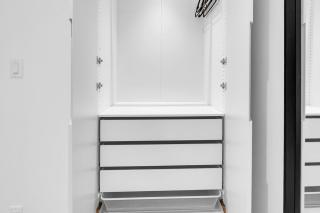 Brand New Modern Home Downtown Toronto Free Parking - 4