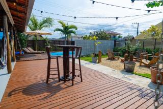 Casa com Lareira e Piscina - Varanda Incrível - 2