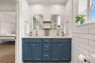 Central Austin Retreat - 6