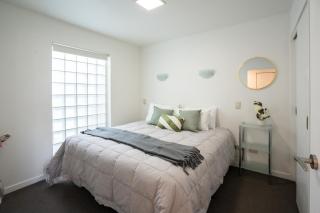 Lakeview Escape - Modern Comfort in the Heart of Taupo - 7