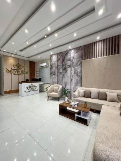 Lotus Luxury Apartments - 0