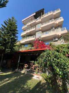 Hotel Pokhara Base Camp - 2