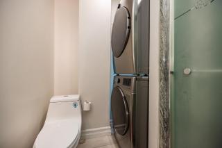 Cozy 2BR Apartment Free Parking Fall River - 6