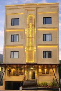 Ganga Palace Near Vishwakarmaghat - 0