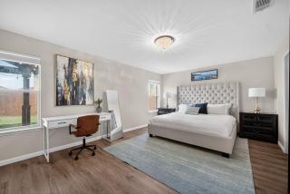 Spacious Home away from home - DFW World Cup Near AT&T Stadium Six Flags Joe Pool Lake - 4