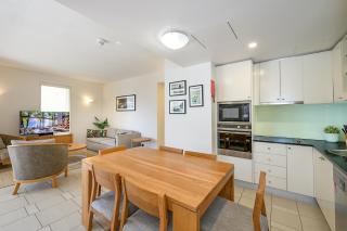 Lush Hastings Street Beach Abode - 0