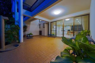 Villa on the Beach in City Center (SV3) - 4