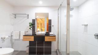 Spa Apartment - Beautiful Views Of Golf Course! - 1