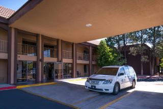Best Western Airport Albuquerque InnSuites Hotel & Suites - 9